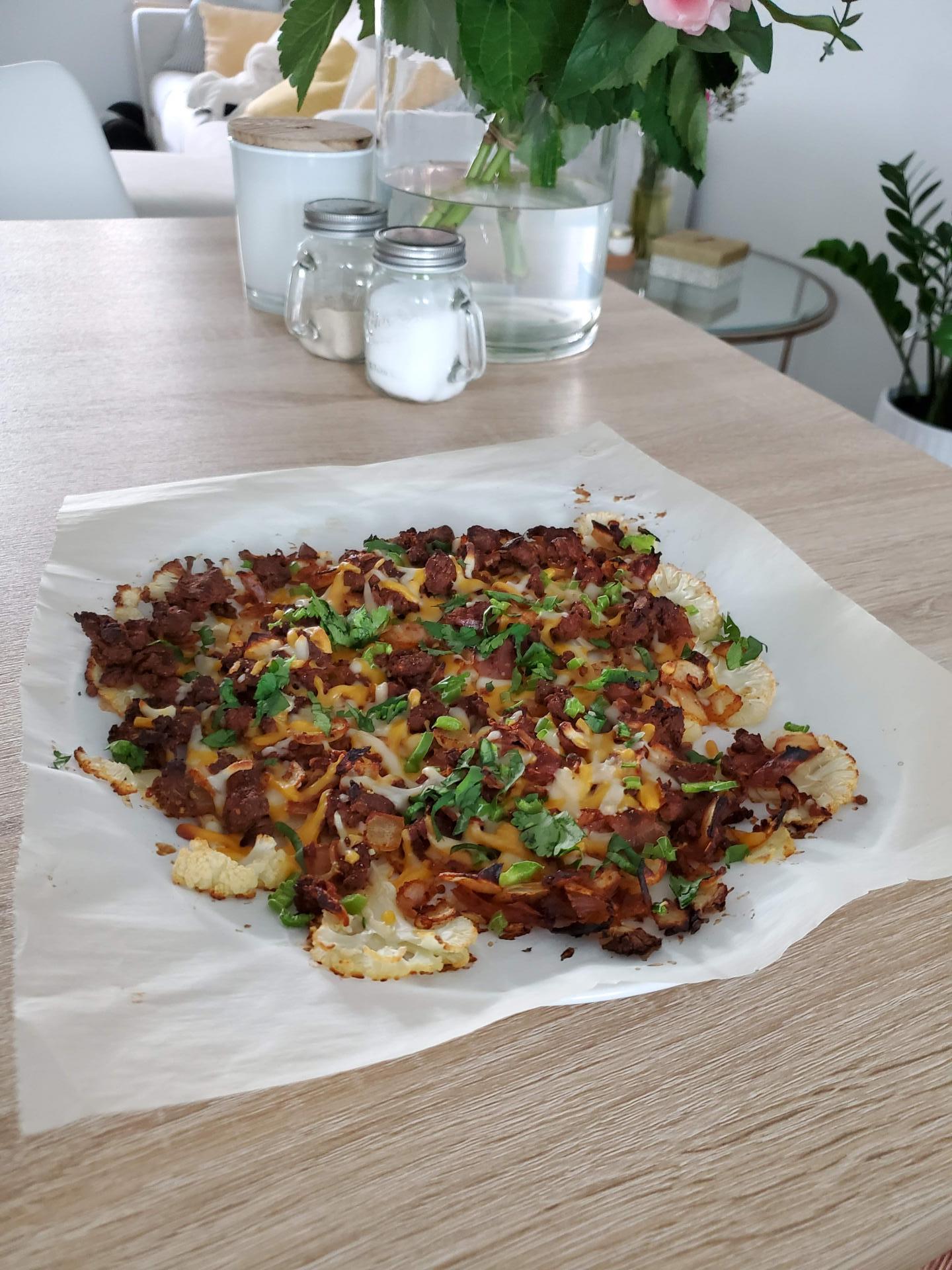 You are currently viewing Cheesy Cauliflower Nachos