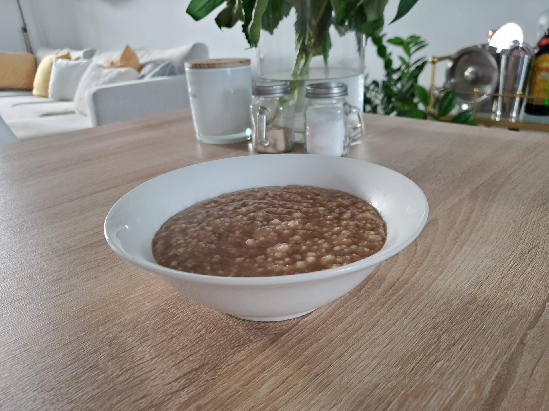 You are currently viewing Raisin Spiced Oatmeal